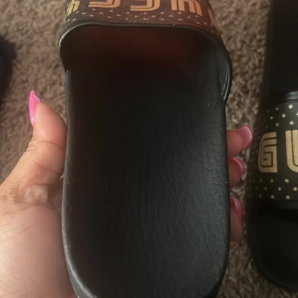 Slides - Picture 3 of 4